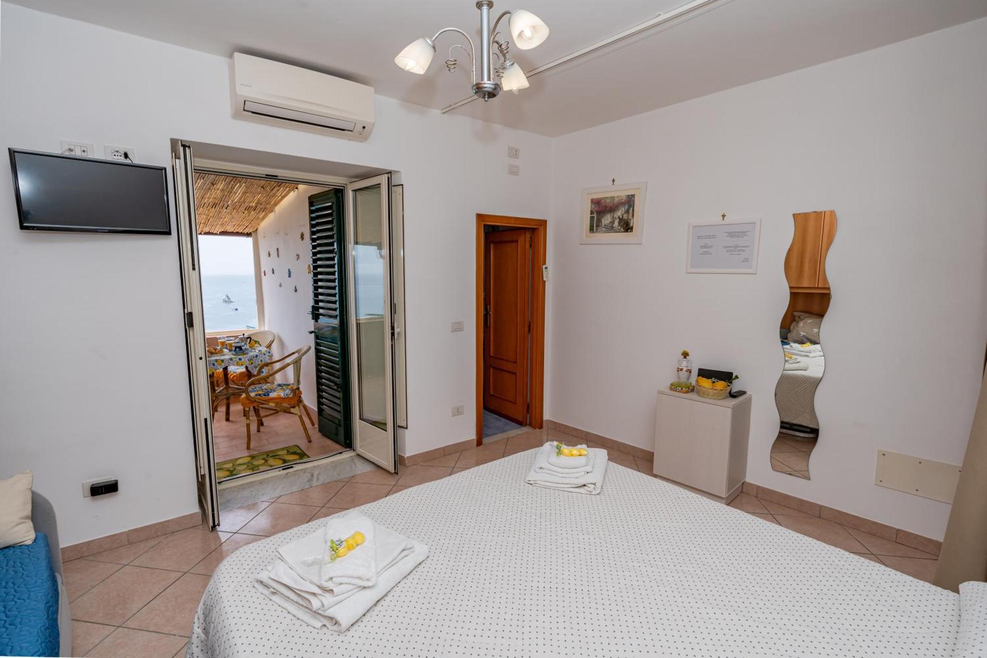 Villa Casa Maria Vittoria Minori Esterno foto